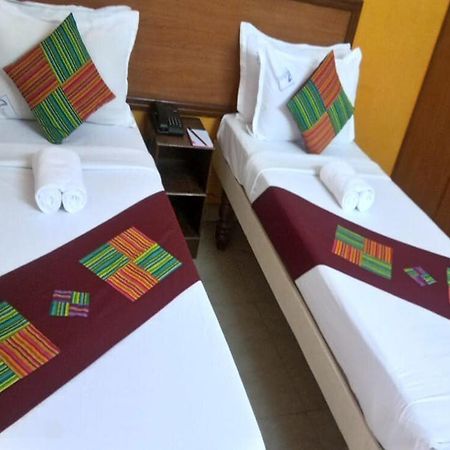 Hotel Akshara Regency, Yeshwanthpur Bangalore Bagian luar foto
